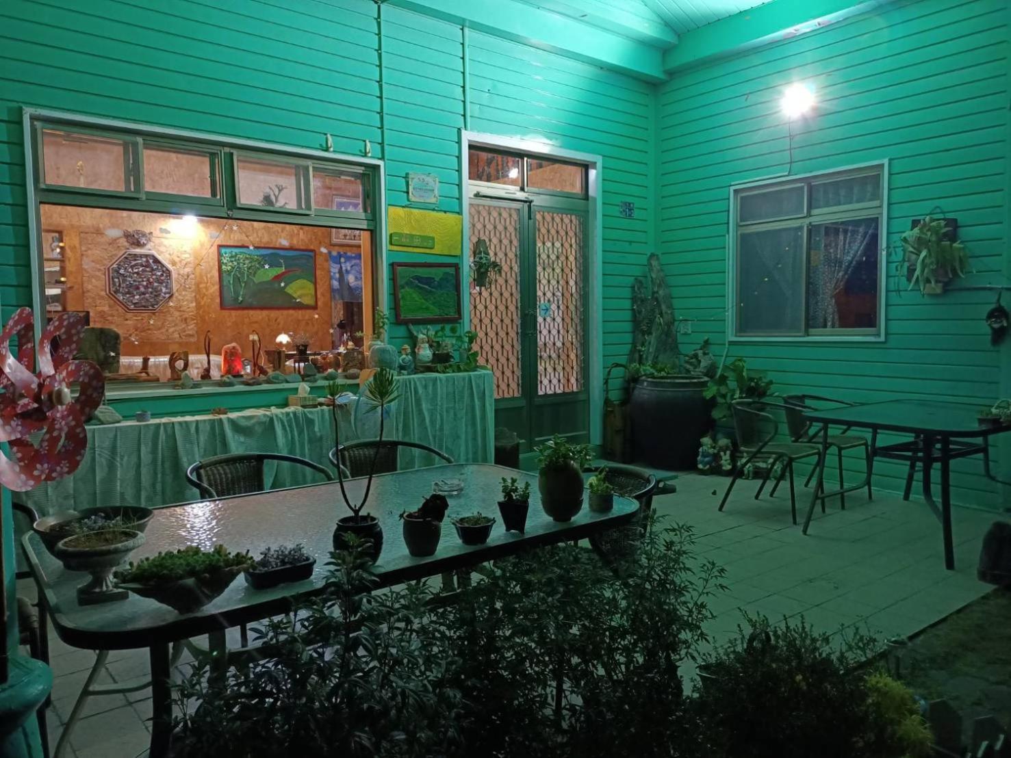 十畝田山莊會館 Chishang Exterior foto